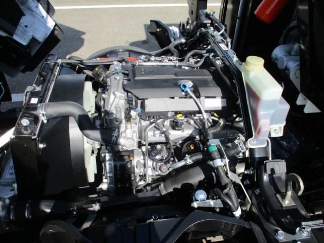Mitsubishi CANTER 2026-03 7606786-23