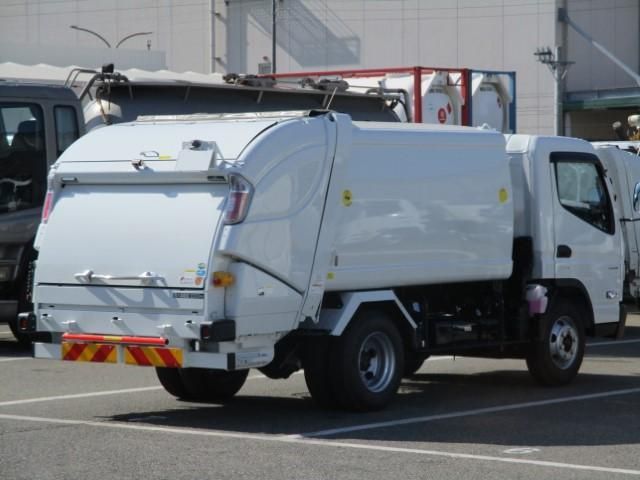 Mitsubishi CANTER 2026-03 7606786-4