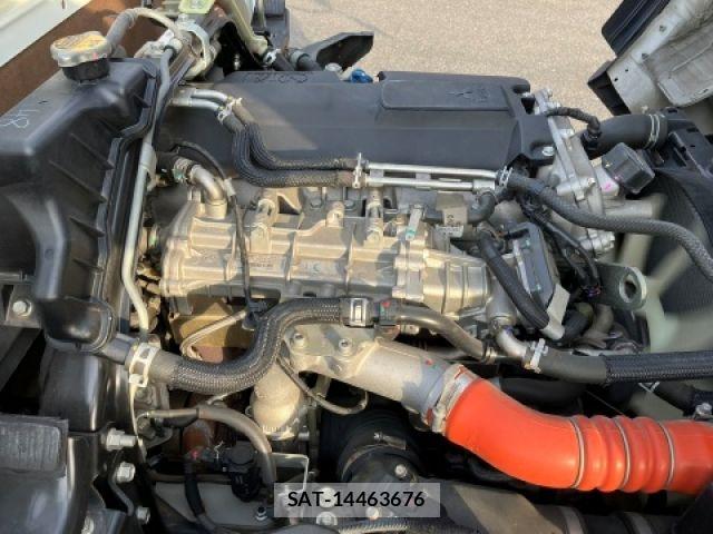 Mitsubishi CANTER 2019-03 7615384-16