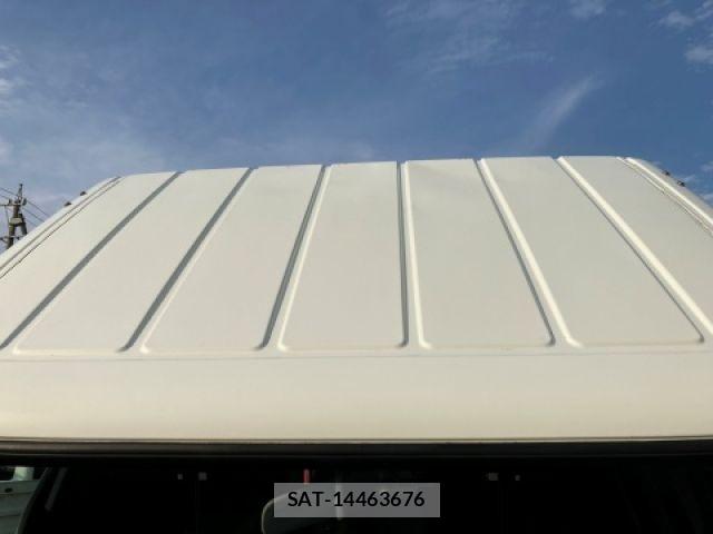 Mitsubishi CANTER 2019-03 7615384-18