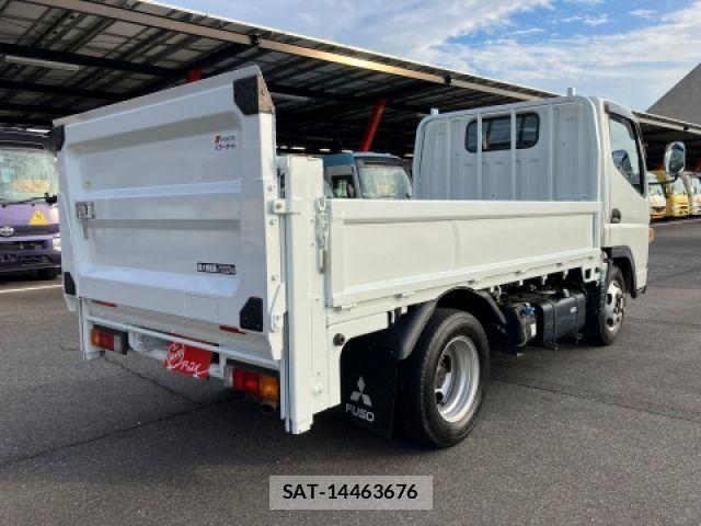 Mitsubishi CANTER 2019-03 7615384-1