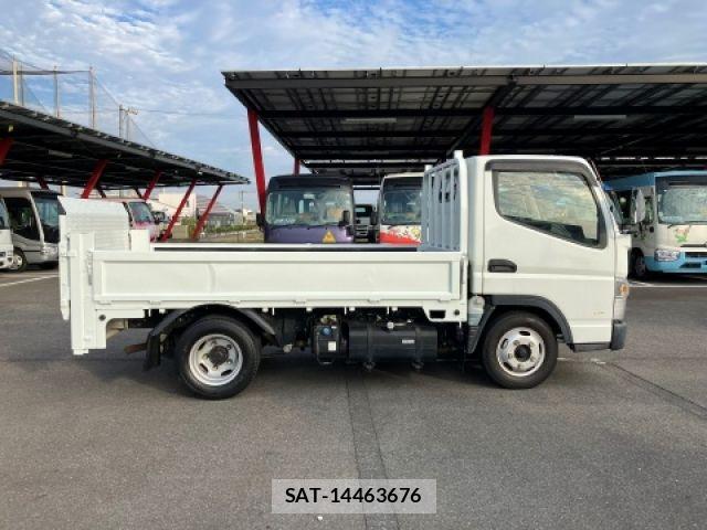 Mitsubishi CANTER 2019-03 7615384-5