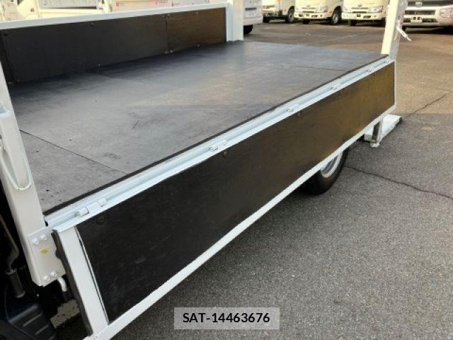 Mitsubishi CANTER 2019-03 7615384-8