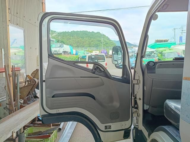 Mitsubishi CANTER 2019-10 7709938-22