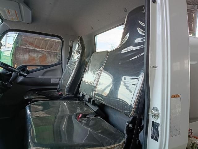 Mitsubishi CANTER 2019-10 7709938-23