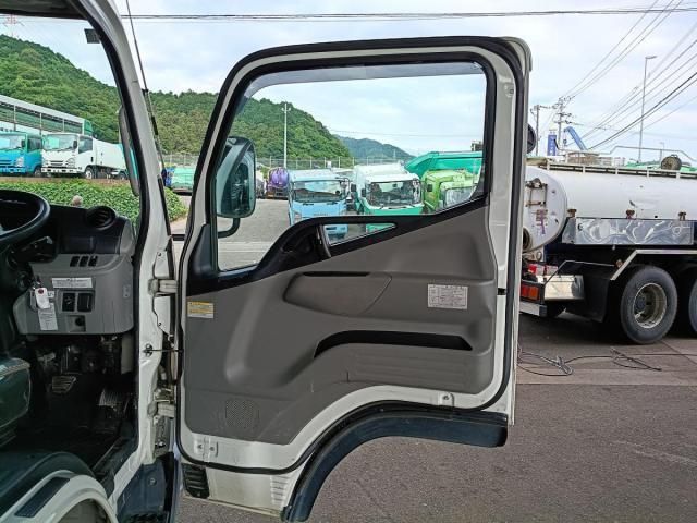 Mitsubishi CANTER 2019-10 7709938-26