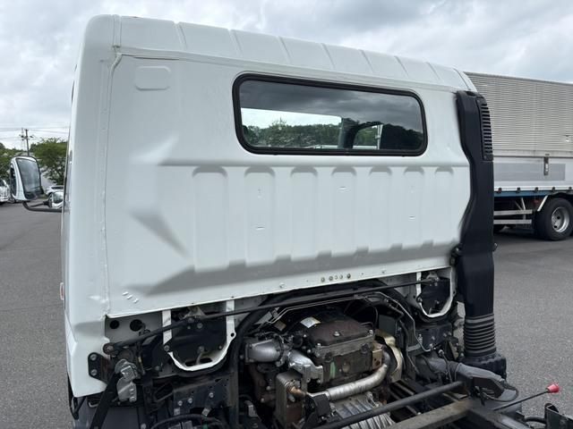 Mitsubishi CANTER 2009-10 7709940-11