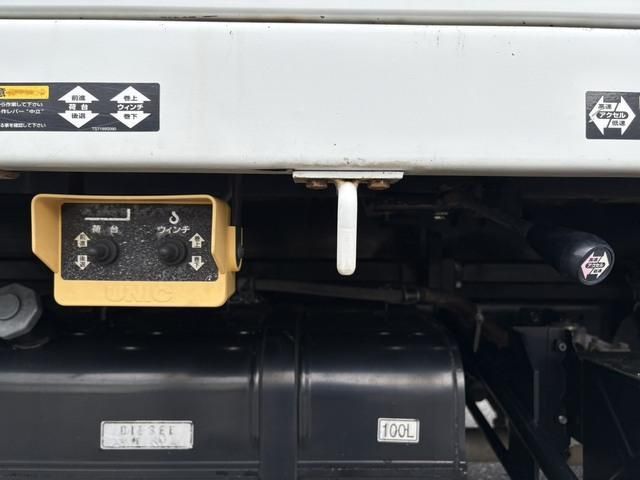Mitsubishi CANTER 2009-10 7709940-26