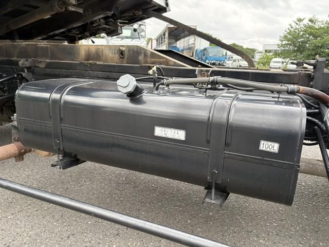Mitsubishi CANTER 2009-10 7709940-29
