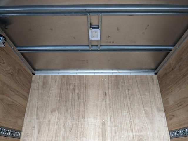 Mitsubishi CANTER 2023-05 7709929-18