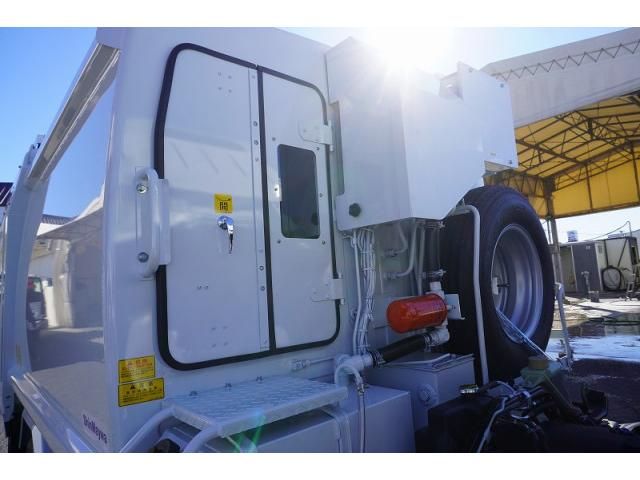 Mitsubishi CANTER 2024-11 7709914-14