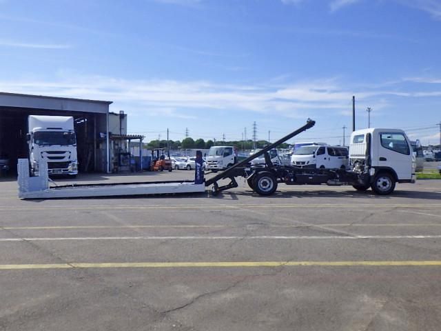 Mitsubishi CANTER 2020-10 7709927-3