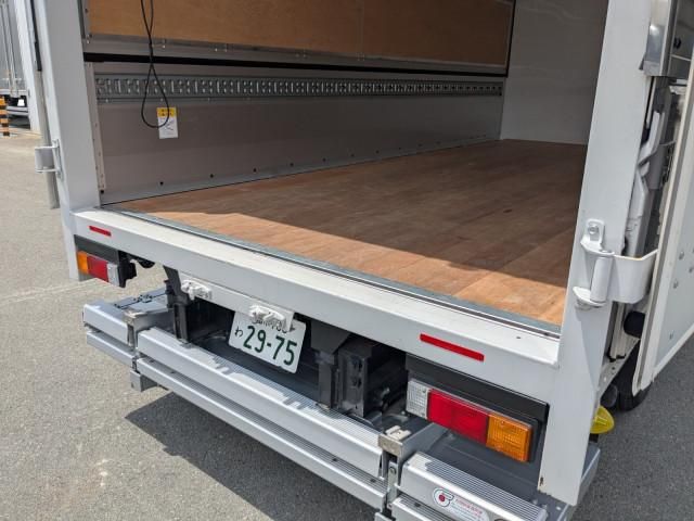 Mitsubishi CANTER 2025-11 7709921-16