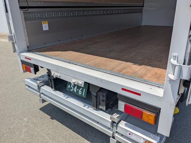 Mitsubishi CANTER 2025-11 7709918-11