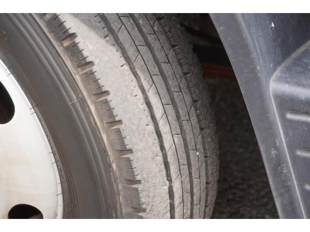Mitsubishi CANTER 2017-12 7709947-8