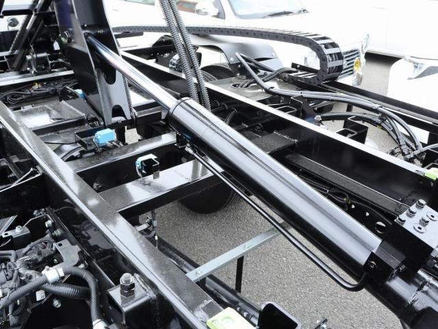 Mitsubishi CANTER 2026-03 7709922-17