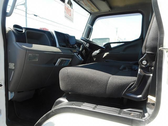 Mitsubishi CANTER 2016-10 7709966-15