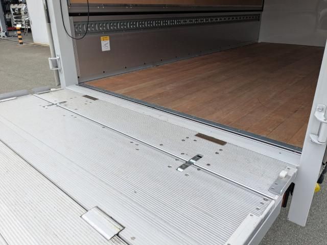 Mitsubishi CANTER 2025-11 7709919-10