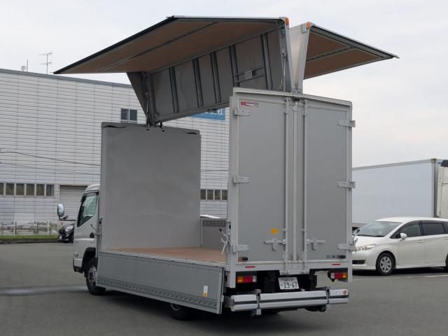 Mitsubishi CANTER 2025-11 7709919-20