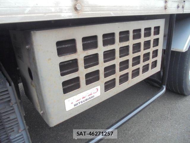 Mitsubishi CANTER 2015-11 7721716-23