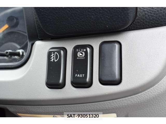 Mitsubishi CANTER 2021-04 7721715-17