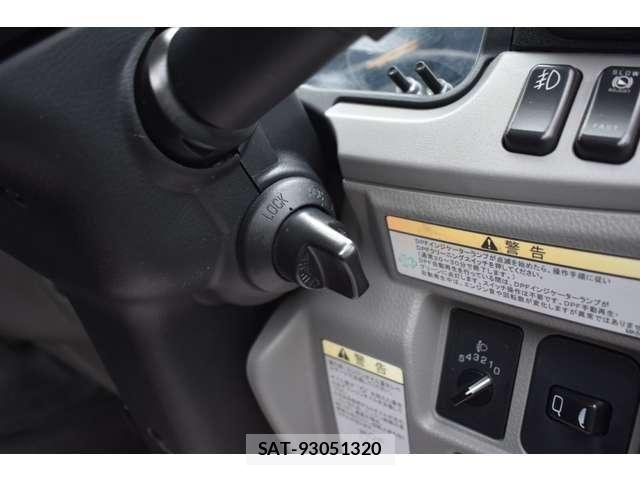 Mitsubishi CANTER 2021-04 7721715-29