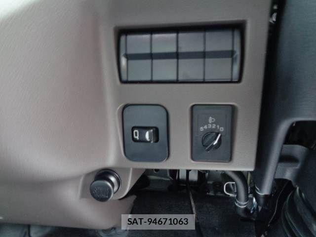 Mitsubishi CANTER 2026-06 7721713-4