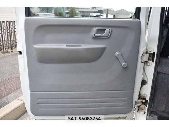 Mitsubishi CANTER 2012-05 7721717-26