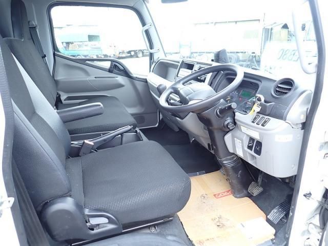 Mitsubishi CANTER 2023-02 7737849-12