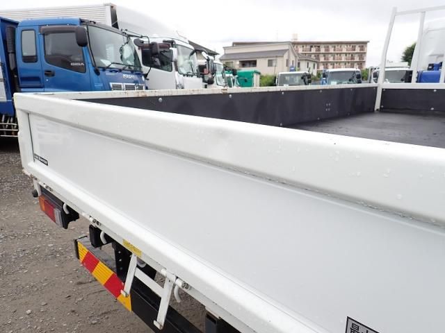 Mitsubishi CANTER 2023-02 7737849-24