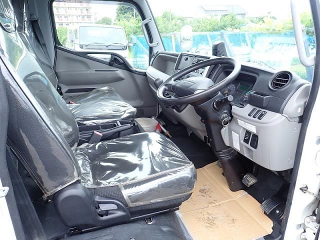 Mitsubishi CANTER 2019-10 7737853-11