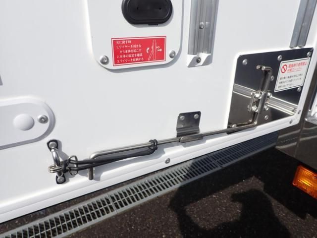 Mitsubishi CANTER 2026-03 7737850-9