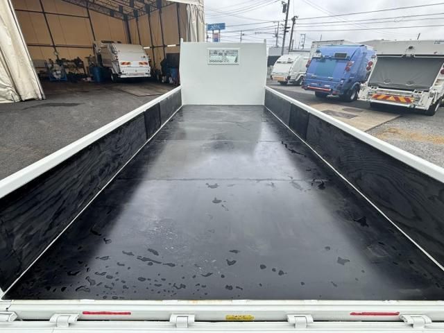 Mitsubishi CANTER 2020-11 7737855-9