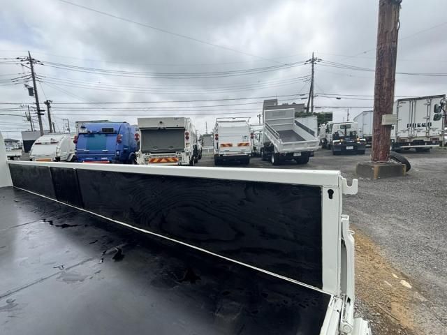 Mitsubishi CANTER 2020-11 7737855-11