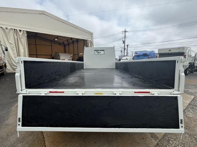 Mitsubishi CANTER 2020-11 7737855-8