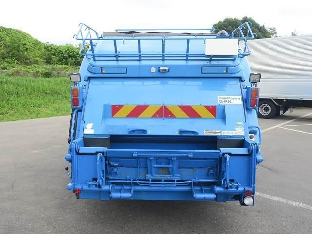 Mitsubishi CANTER 2015-08 7737852-4