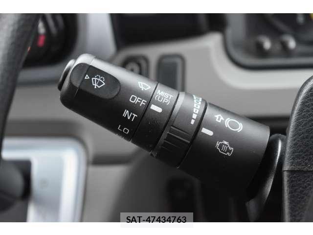 Mitsubishi CANTER 2017-02 7783242-16