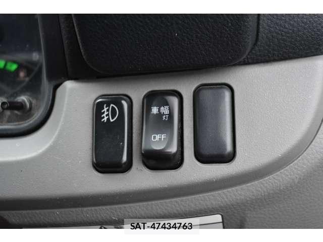Mitsubishi CANTER 2017-02 7783242-17