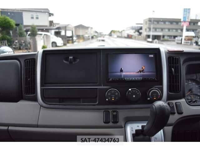 Mitsubishi CANTER 2017-02 7783242-23
