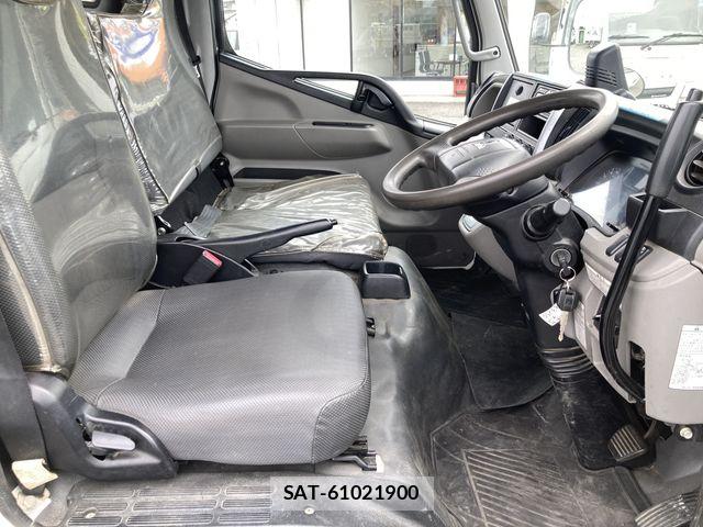 Mitsubishi CANTER 2019-08 7783243-7