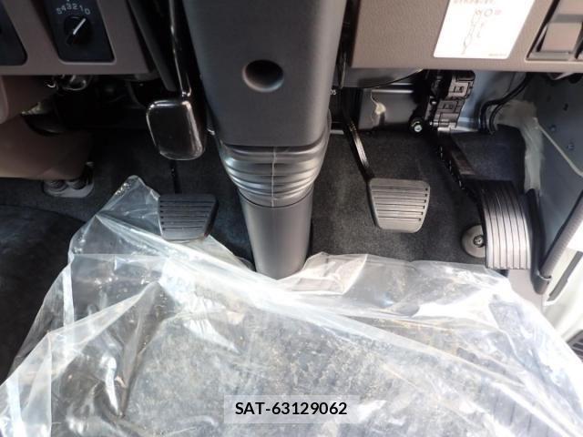 Mitsubishi CANTER 2026-03 7783249-25