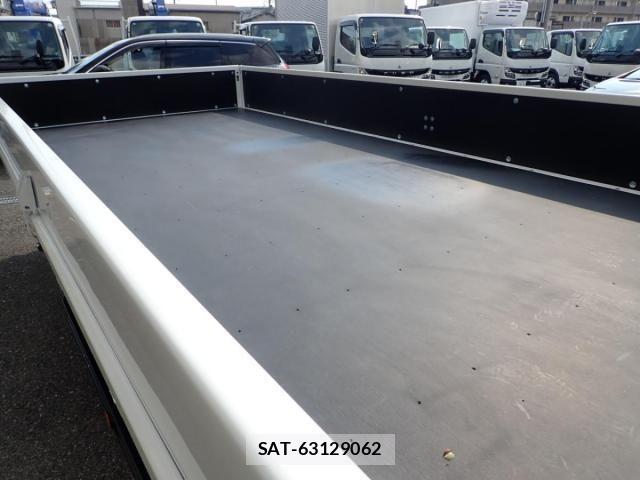 Mitsubishi CANTER 2026-03 7783249-5