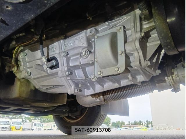 Mitsubishi CANTER 2023-04 7783246-11