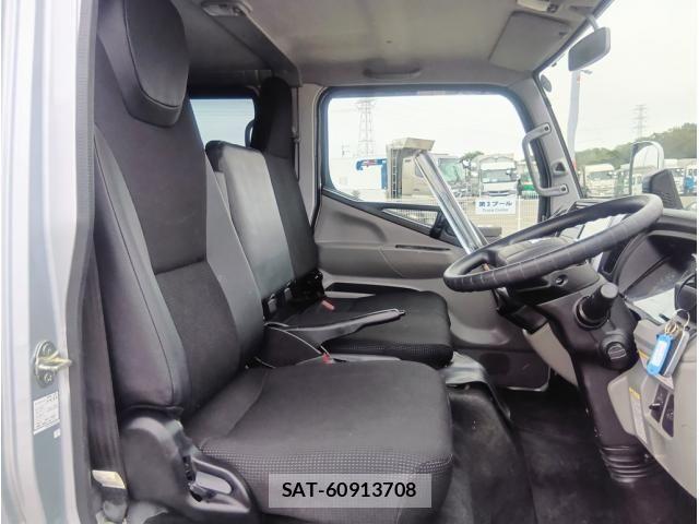 Mitsubishi CANTER 2023-04 7783246-19