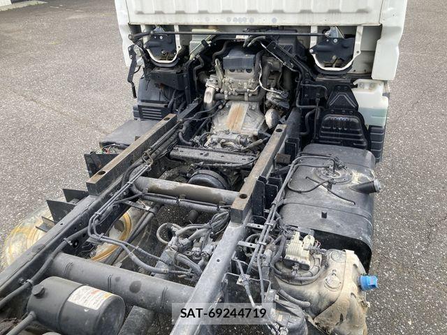 Mitsubishi CANTER 2019-07 7783244-9