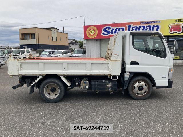 Mitsubishi CANTER 2019-07 7783244-23