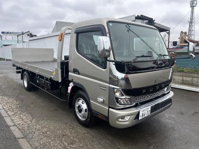 Mitsubishi CANTER 2026-03 7864622-1