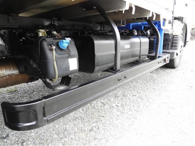 Mitsubishi CANTER 2018-12 7864630-23