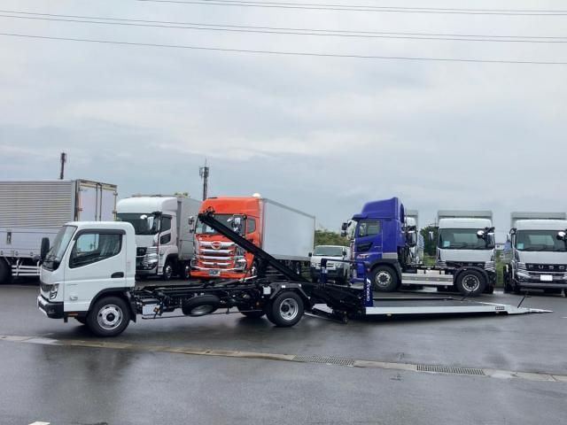 Mitsubishi CANTER 2026-03 7864623-4