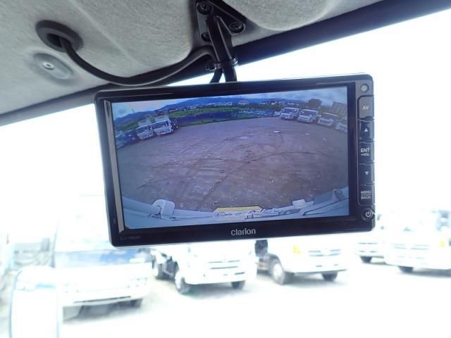 Mitsubishi CANTER 2019-07 7864640-17